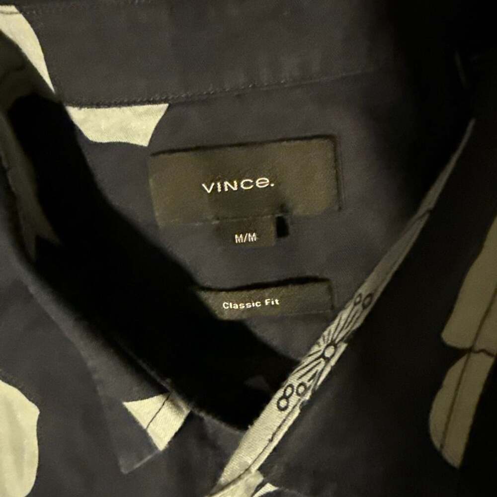 Vince Floral Short Sleeve Button-Down Shirt Size M Black grey